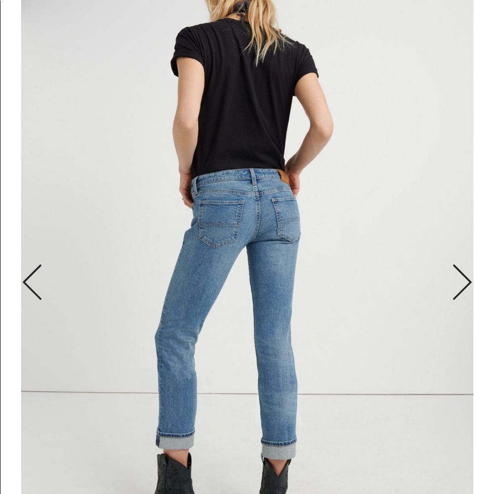 5/30 Lucky Brand Mid Rise Sweet Crop Jean